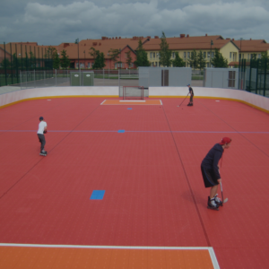 Moniline - outdoor hockey dasher boards suitable for all-season activities